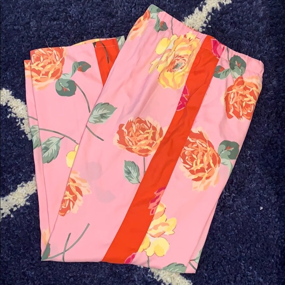 Victoria secret pjs set - Picture 4 of 4